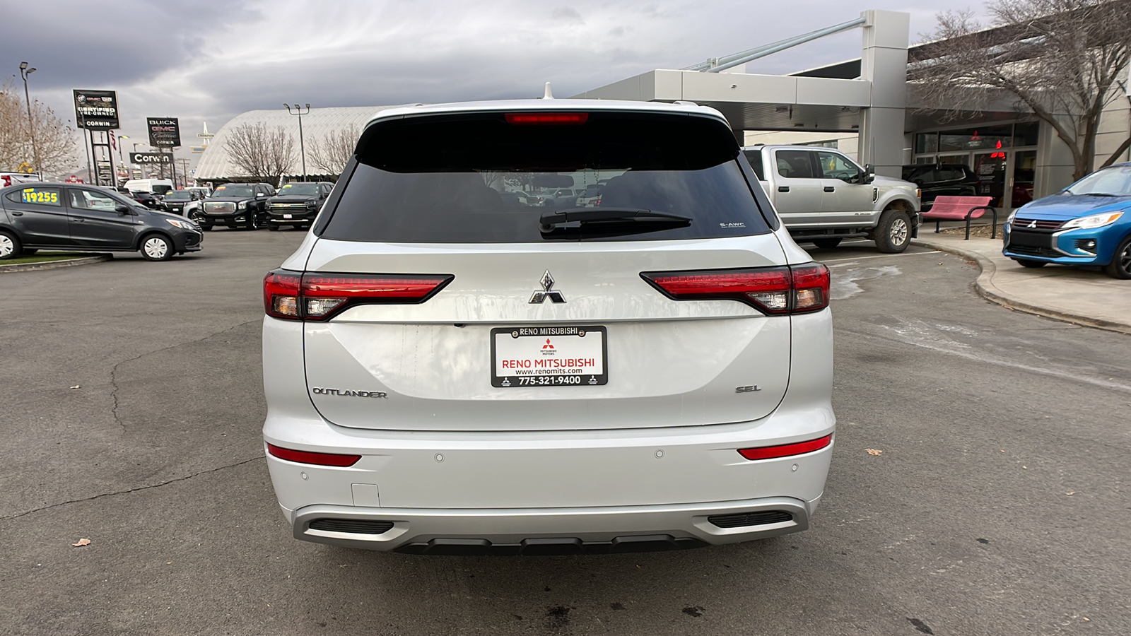 2024 Mitsubishi Outlander SEL 4