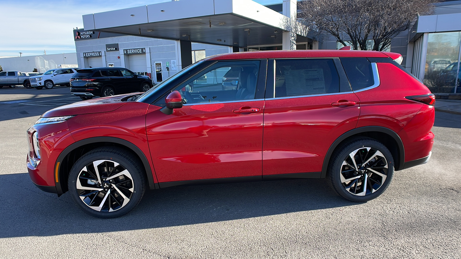 2024 Mitsubishi Outlander SE 6