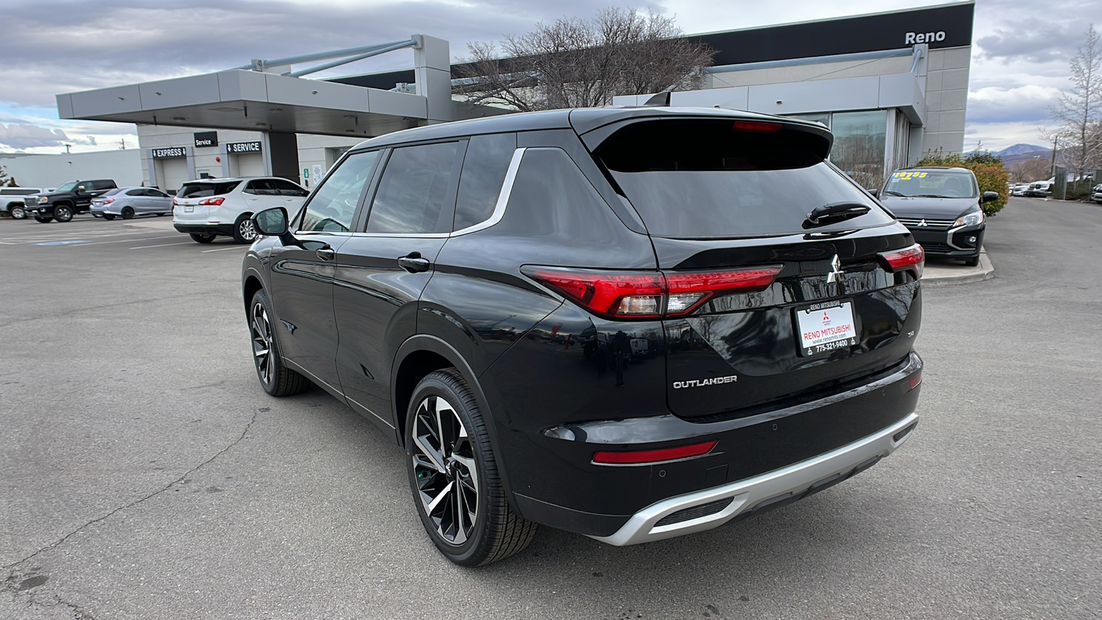 2024 Mitsubishi Outlander SE 5