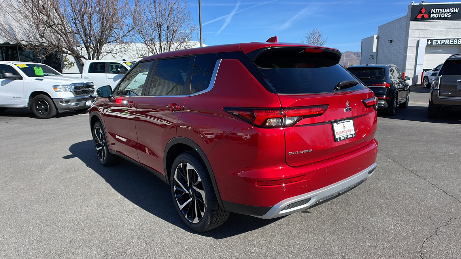 2024 Mitsubishi Outlander SE 5