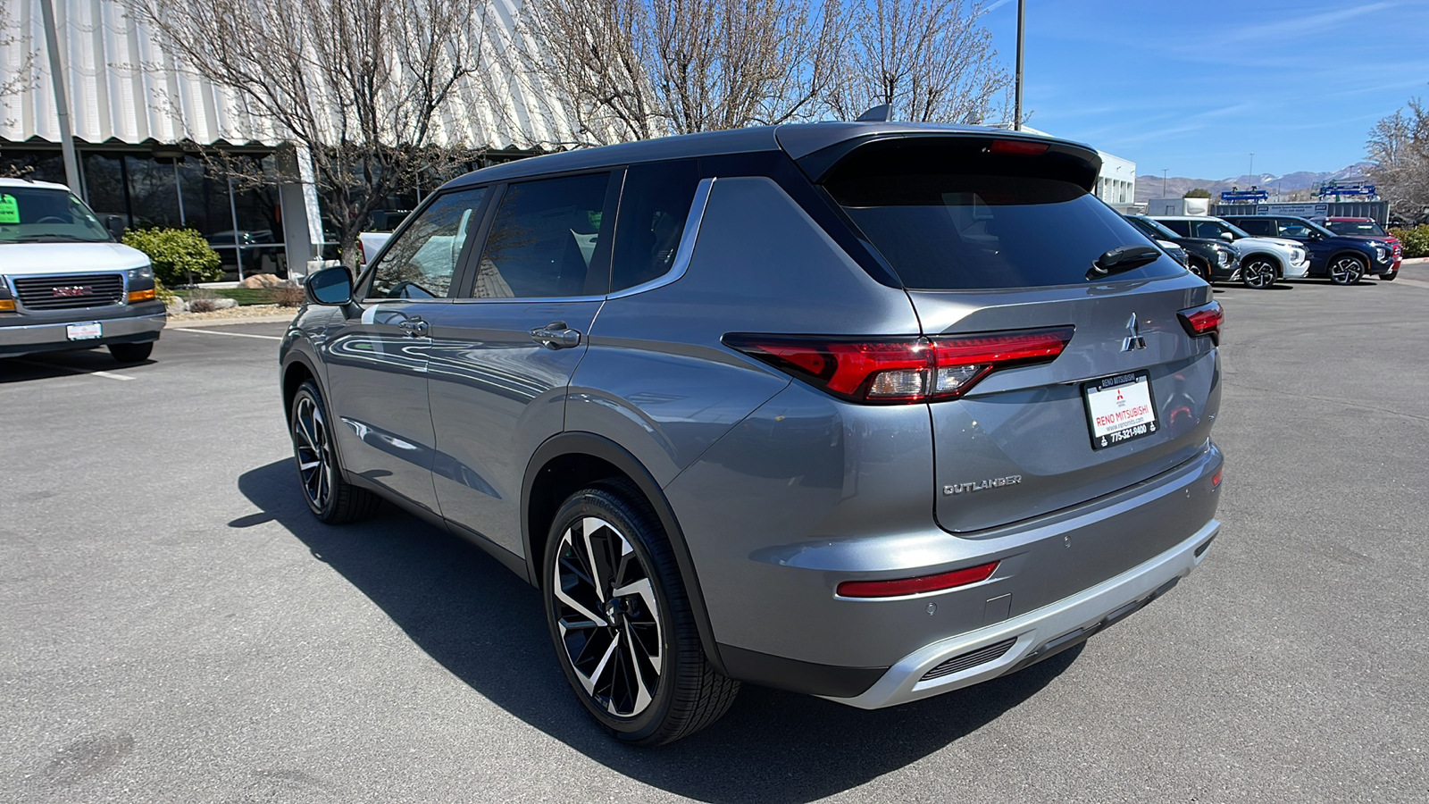 2024 Mitsubishi Outlander SE 5