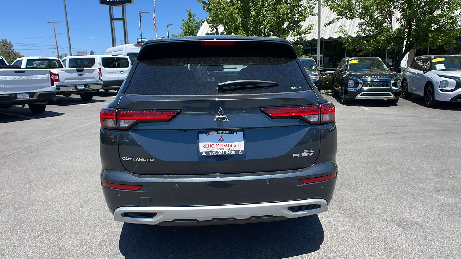 2024 Mitsubishi Outlander Plug-In Hybrid SEL 4