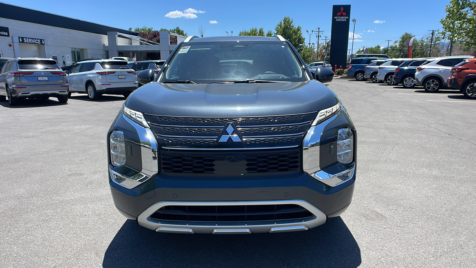 2024 Mitsubishi Outlander Plug-In Hybrid SEL 8