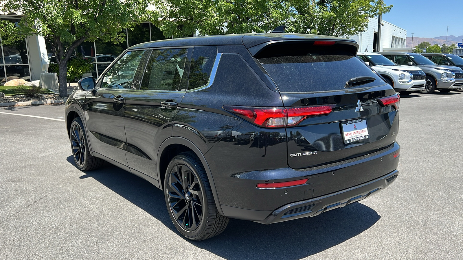 2024 Mitsubishi Outlander SE Black Edition 5