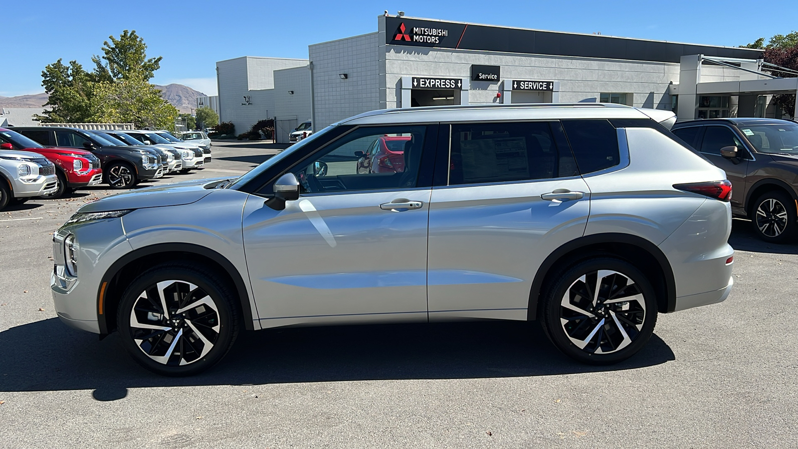 2024 Mitsubishi Outlander SEL 6