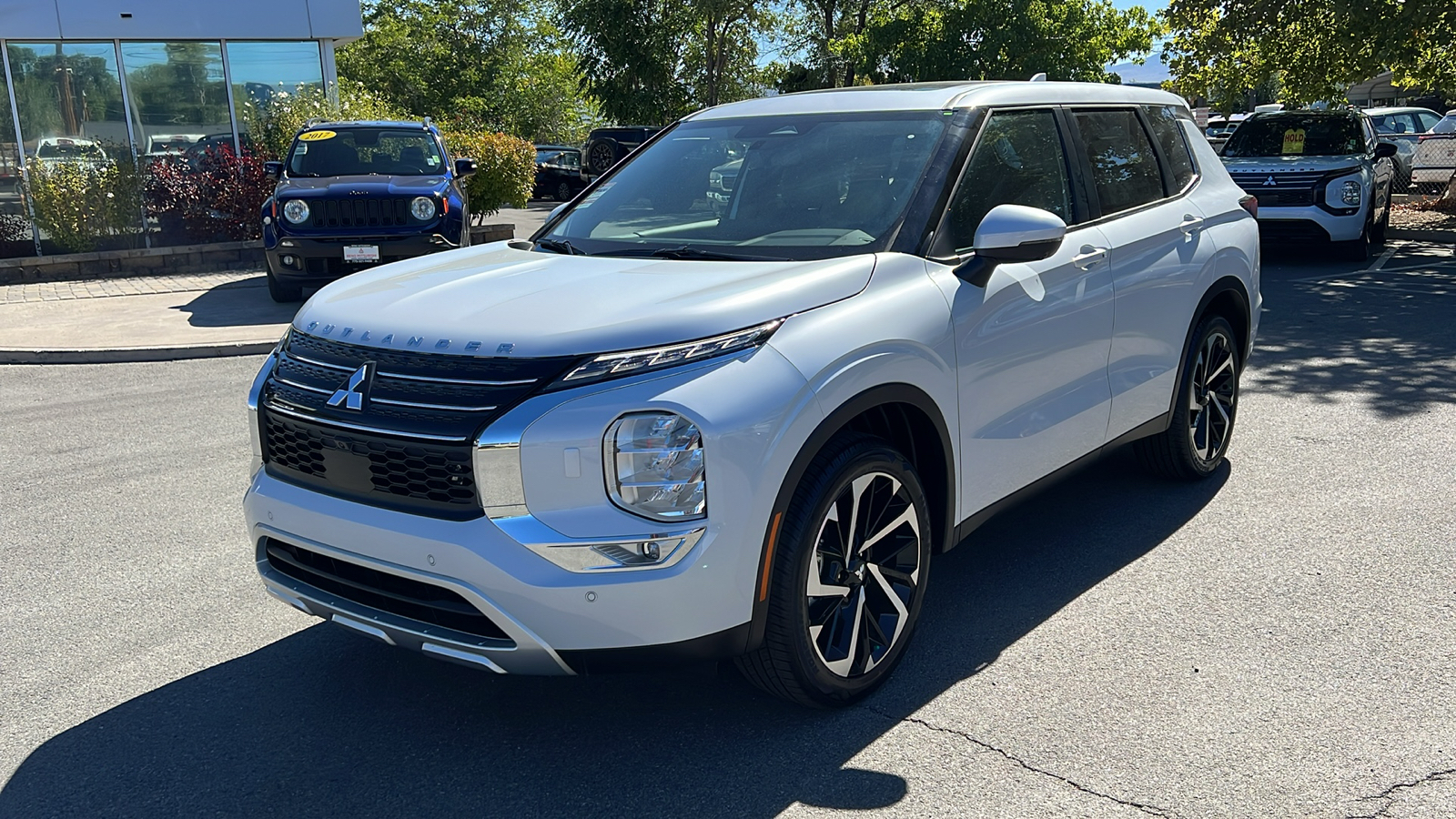 2024 Mitsubishi Outlander SE 7