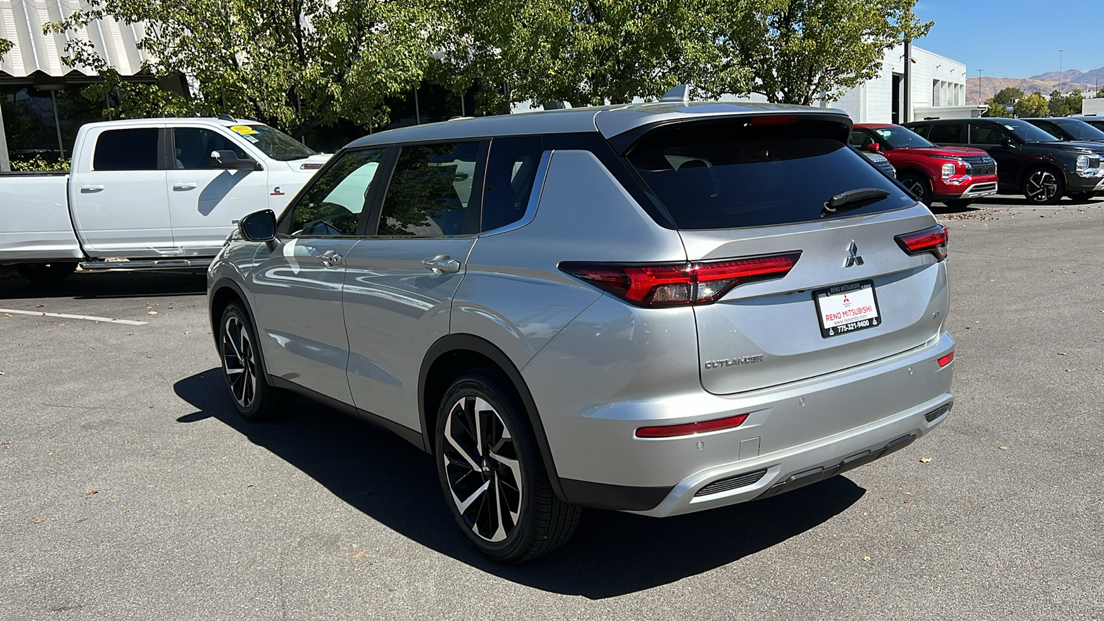 2024 Mitsubishi Outlander SE 5