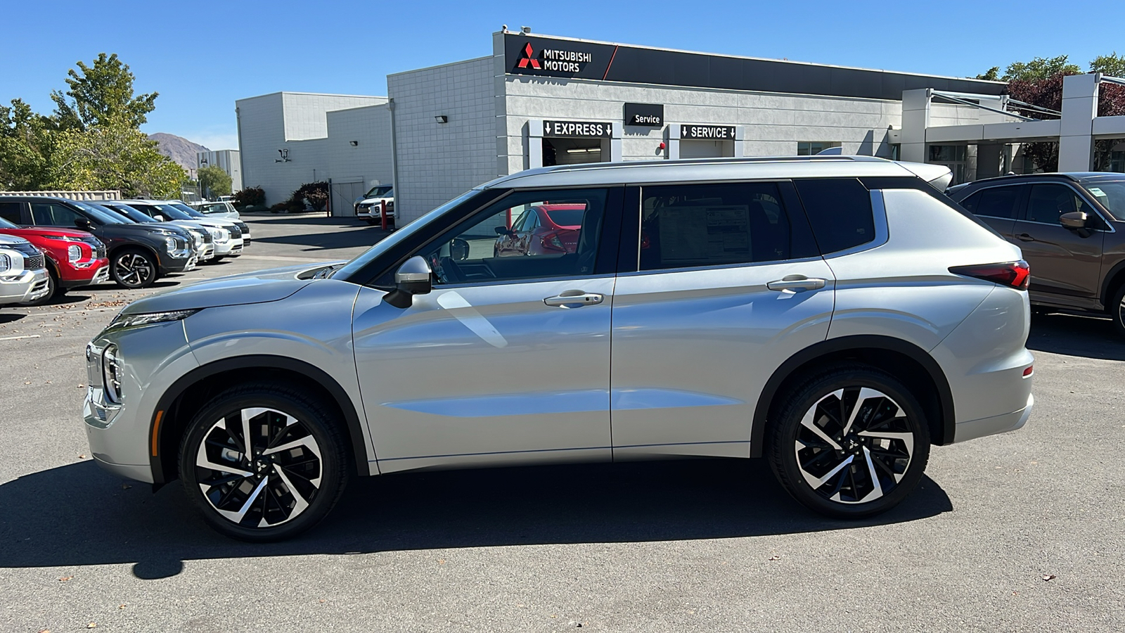 2024 Mitsubishi Outlander SEL 6