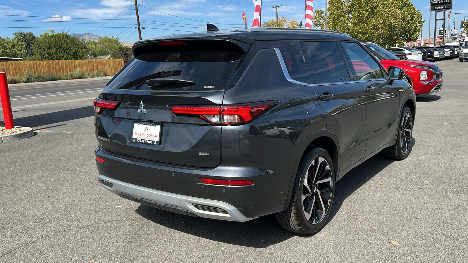 2024 Mitsubishi Outlander SEL 3