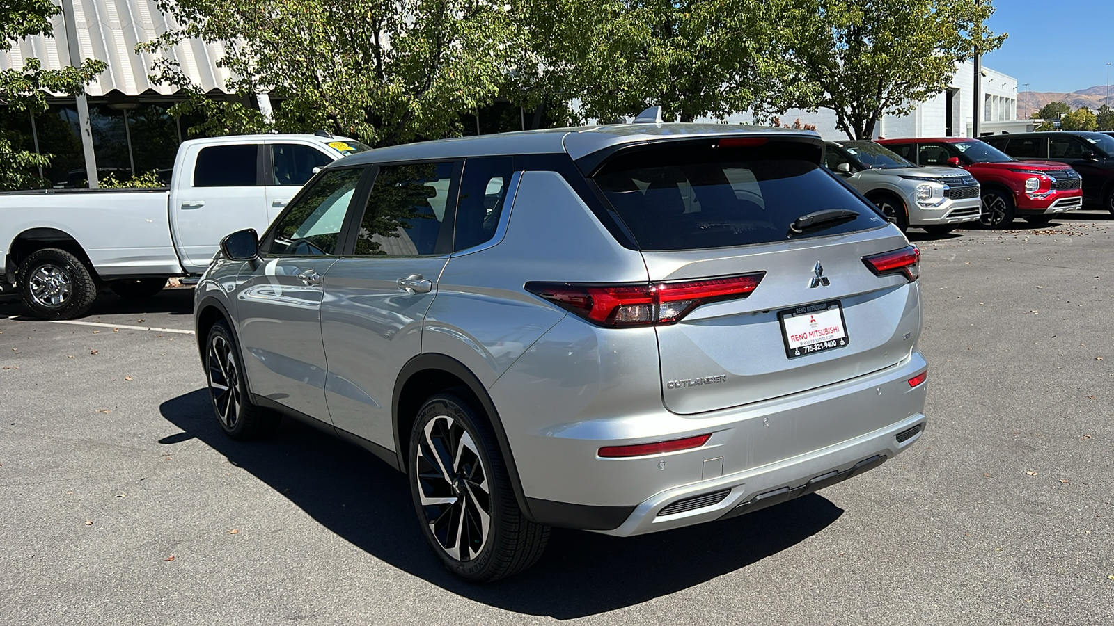 2024 Mitsubishi Outlander SE 5