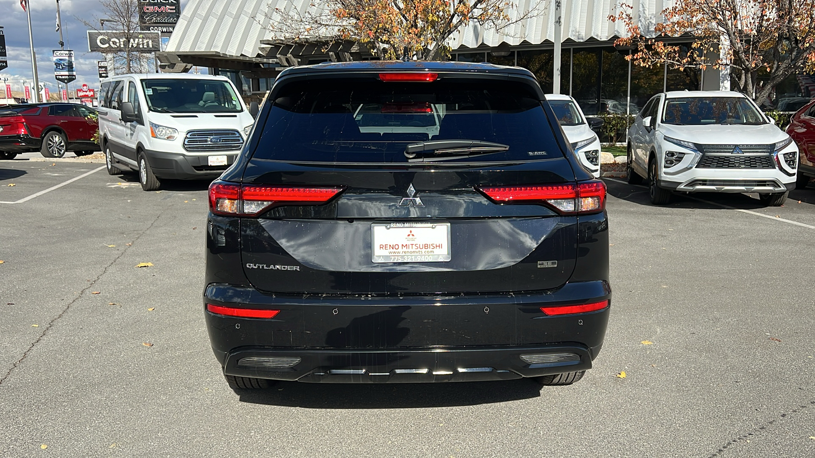 2024 Mitsubishi Outlander SE Black Edition 4