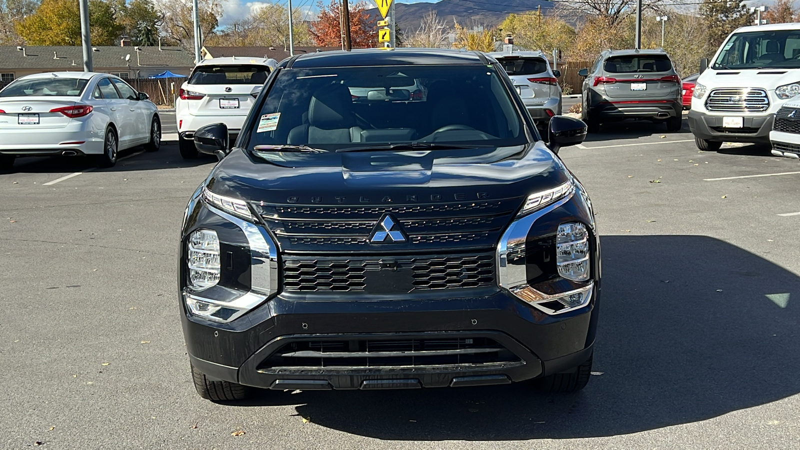 2024 Mitsubishi Outlander SE Black Edition 8