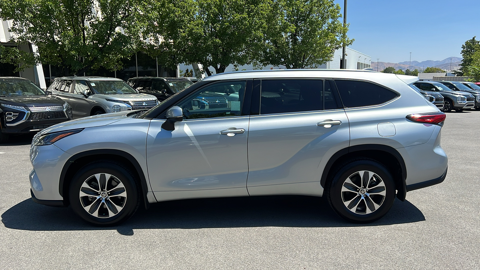 2021 Toyota Highlander XLE 6