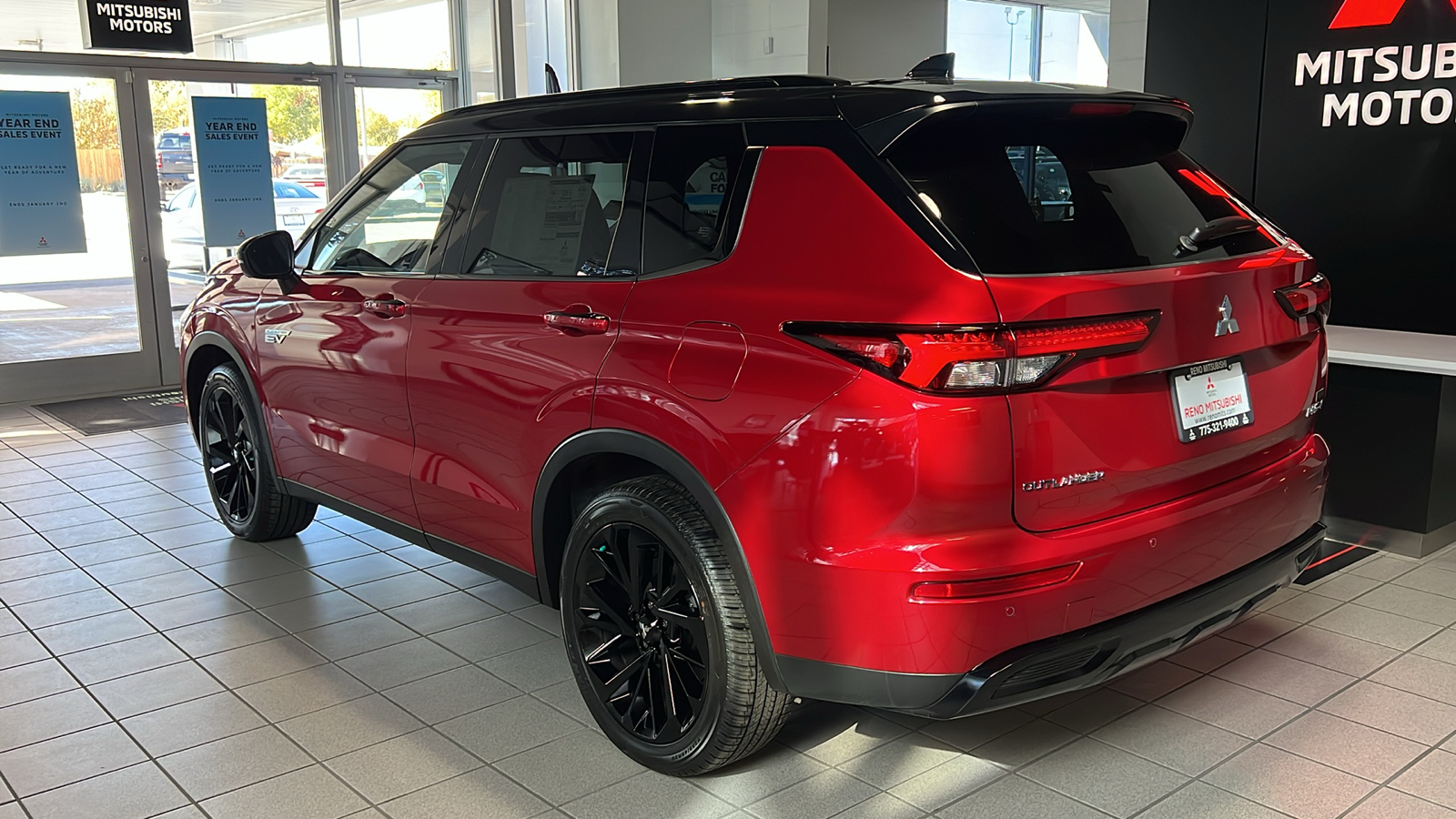 2025 Mitsubishi Outlander Plug-In Hybrid SEL Black Edition 5