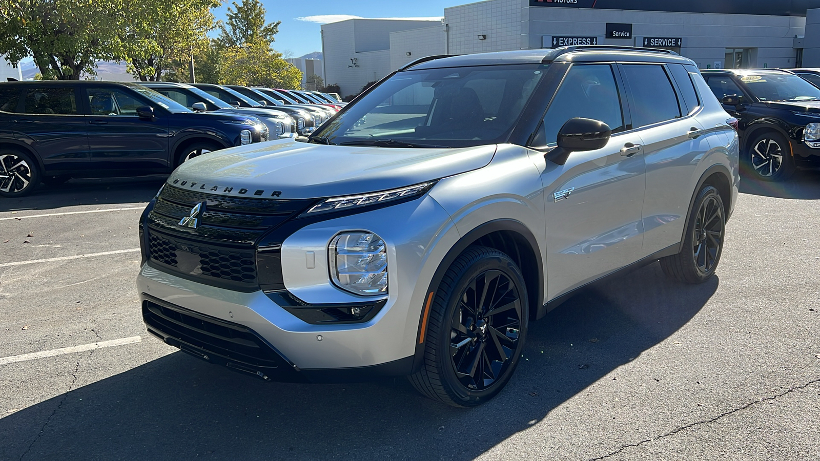 2025 Mitsubishi Outlander Plug-In Hybrid SEL Black Edition 7