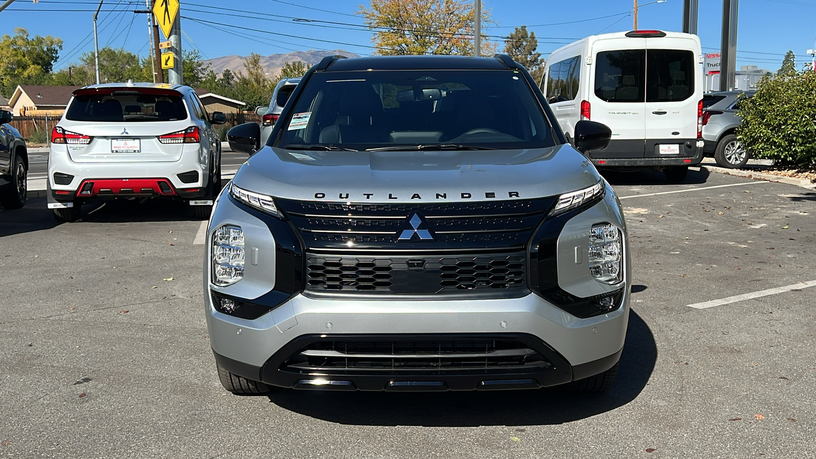 2025 Mitsubishi Outlander Plug-In Hybrid SEL Black Edition 8