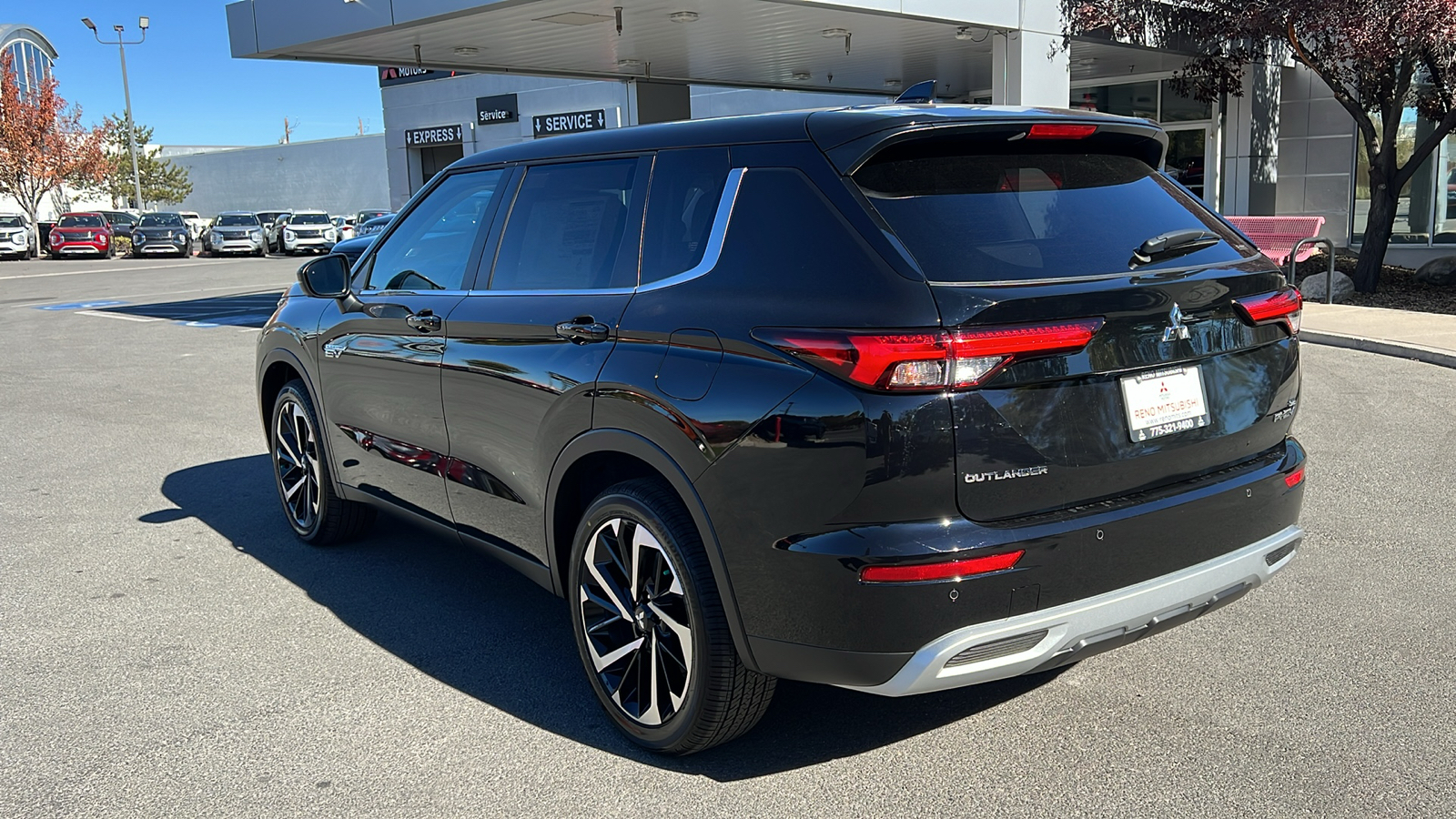 2025 Mitsubishi Outlander Plug-In Hybrid SE 5