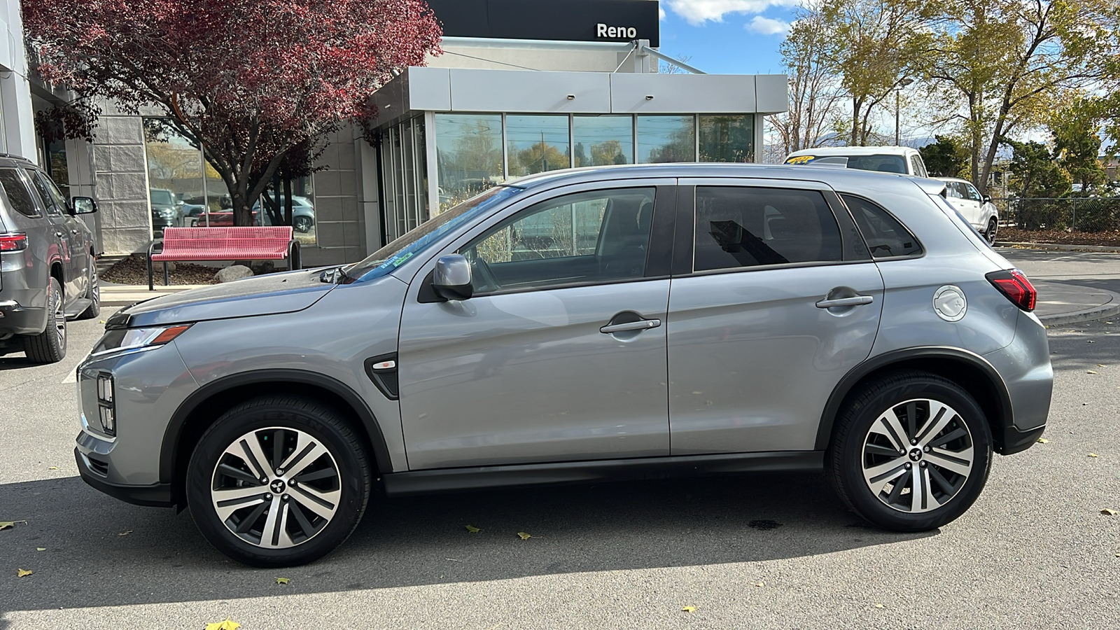 2024 Mitsubishi Outlander Sport ES 6