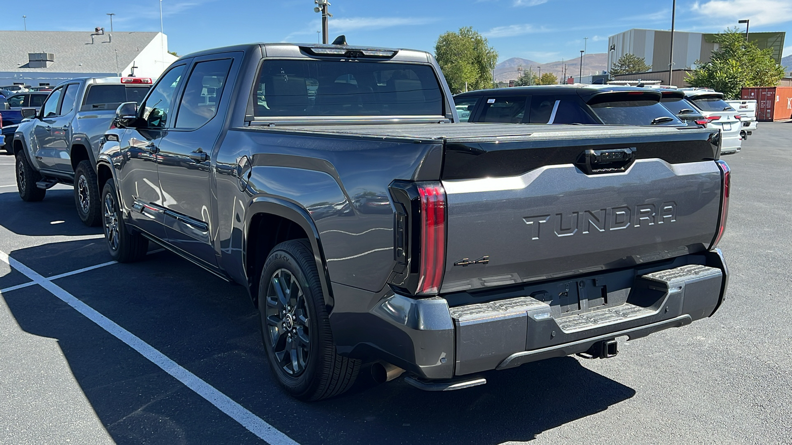 2022 Toyota Tundra 4WD Platinum 3