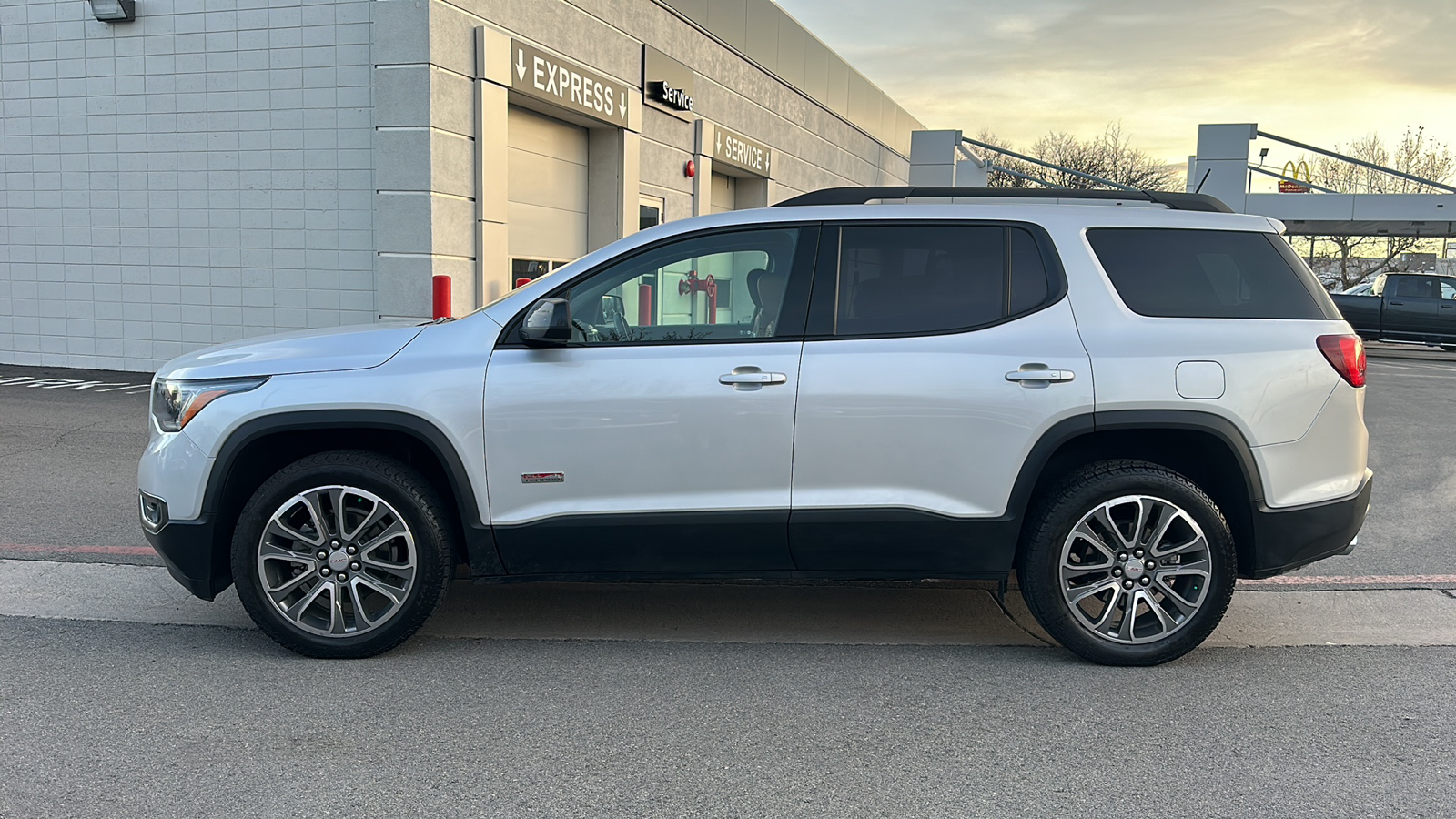 2017 GMC Acadia SLT 6