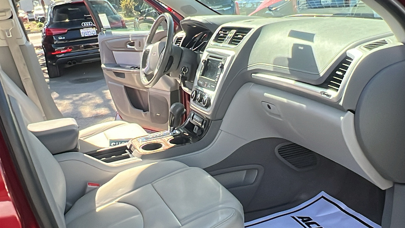 2015 GMC Acadia SLT-1 13