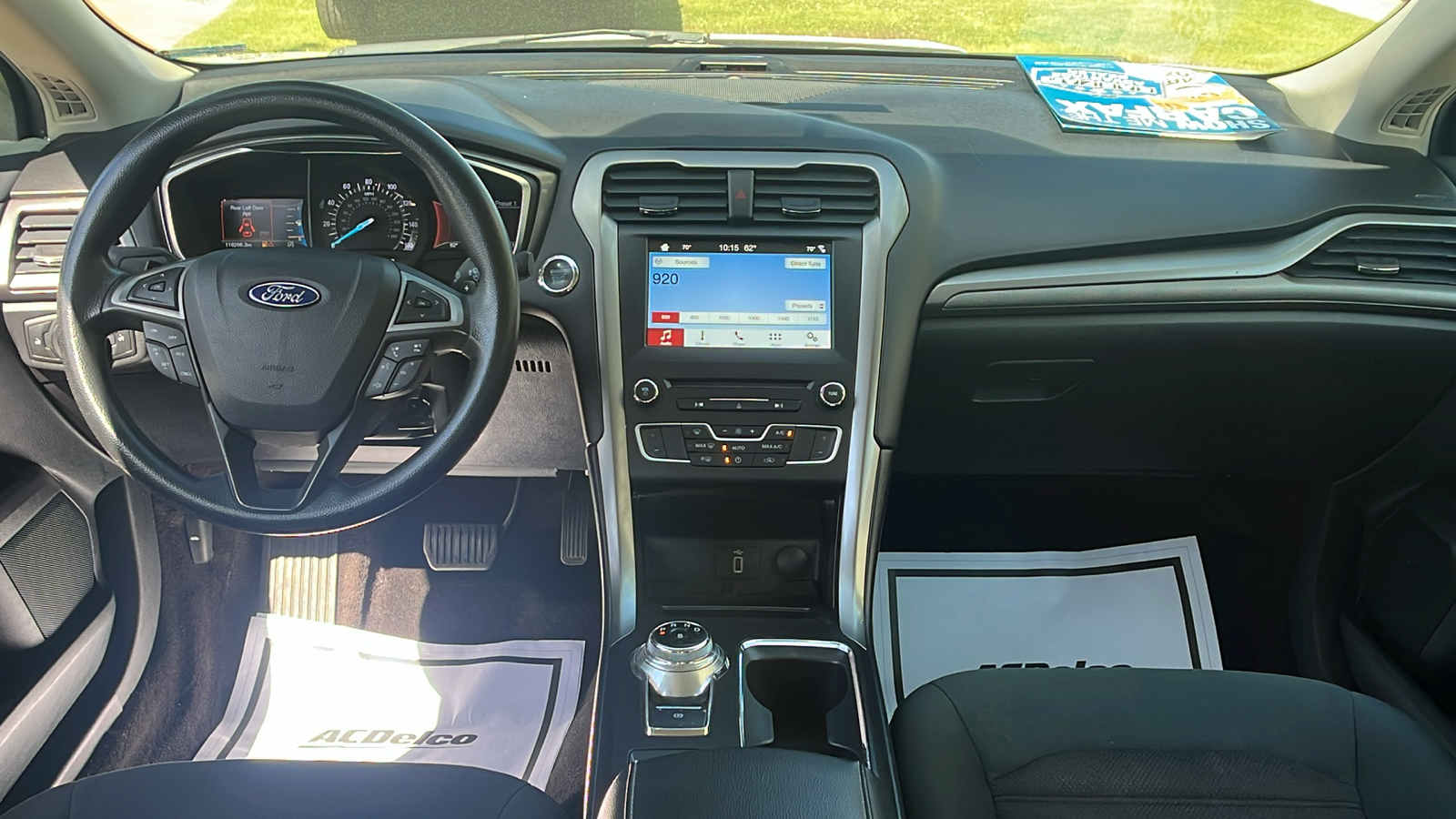 2017 Ford Fusion SE 22