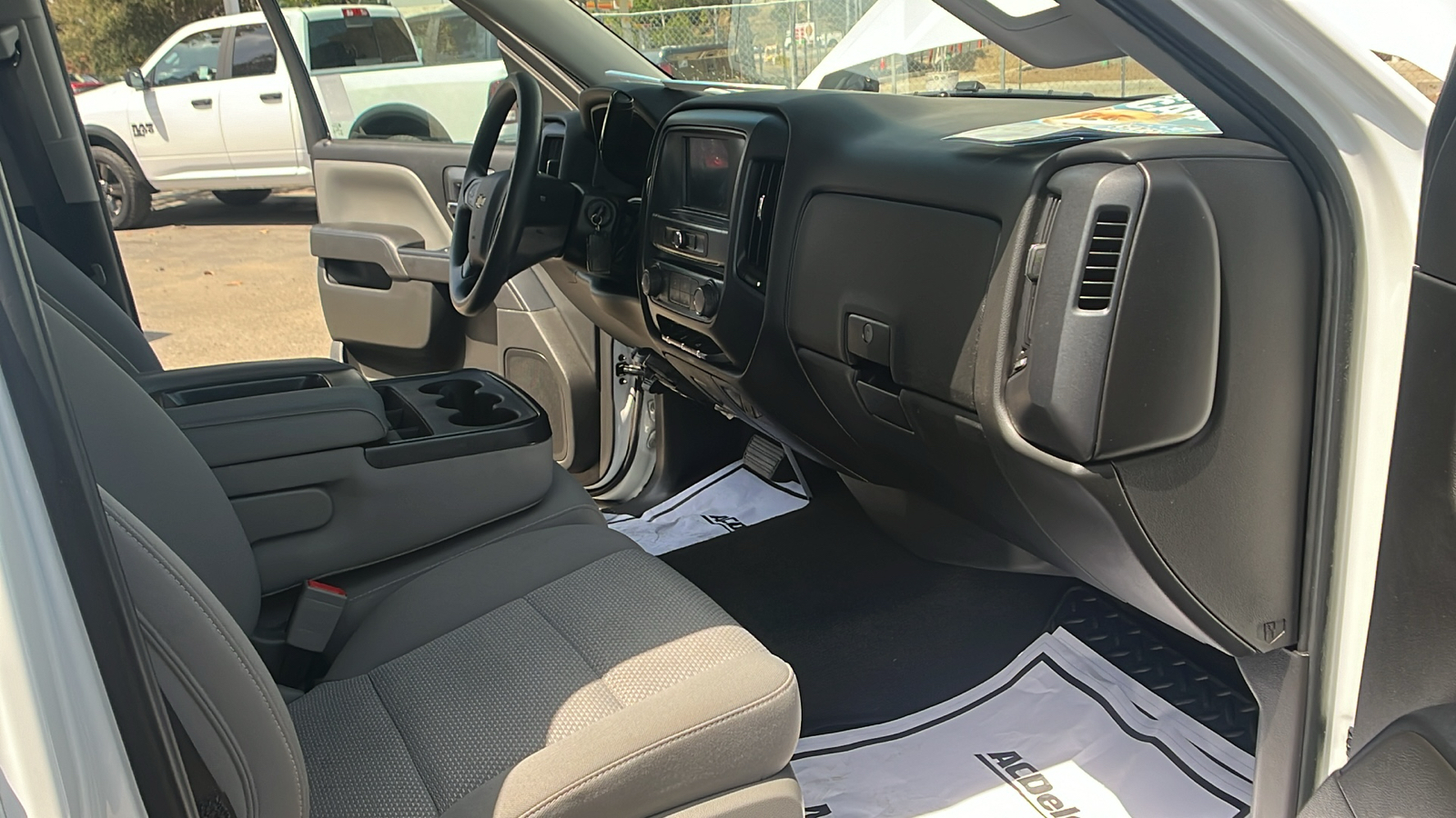2018 Chevrolet Silverado 1500 Custom 13
