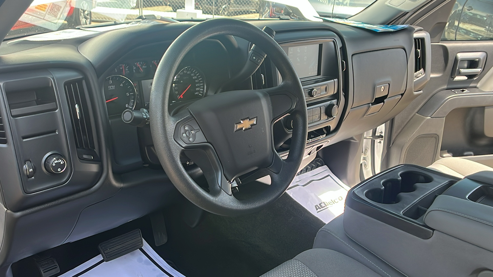 2018 Chevrolet Silverado 1500 Custom 16
