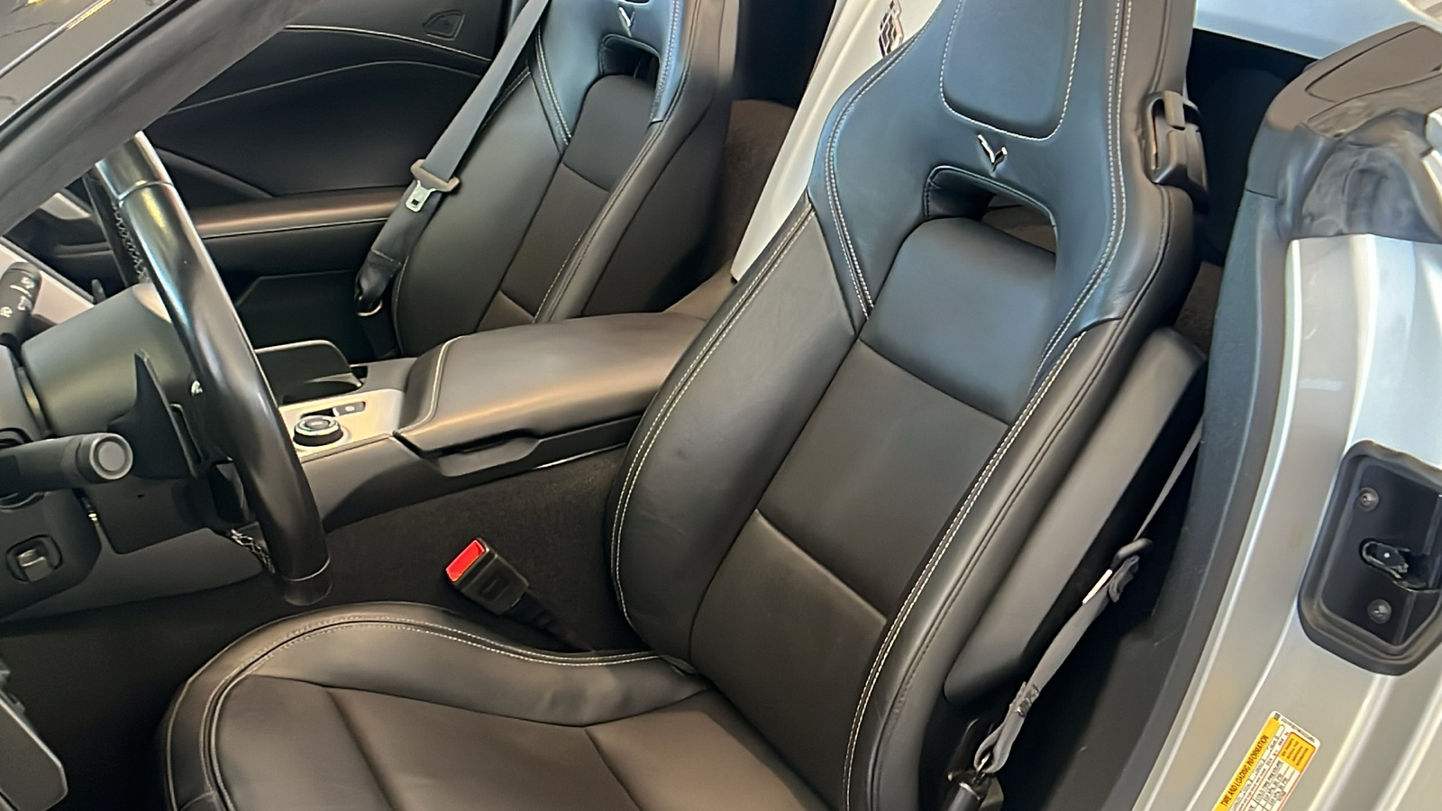 2019 Chevrolet Corvette Stingray 16