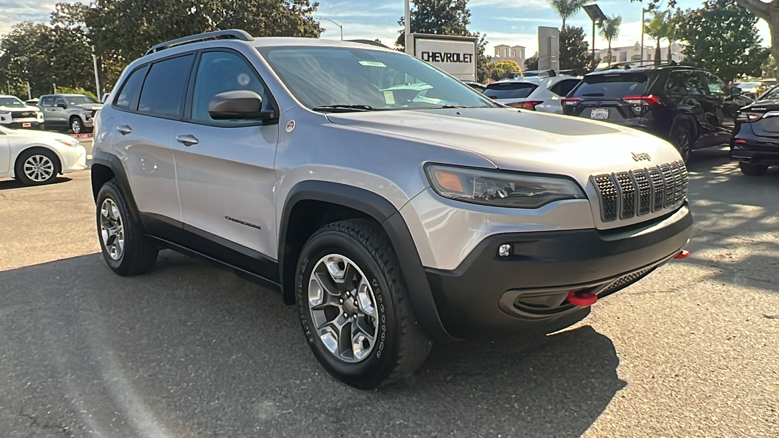 2019 Jeep Cherokee Trailhawk 1