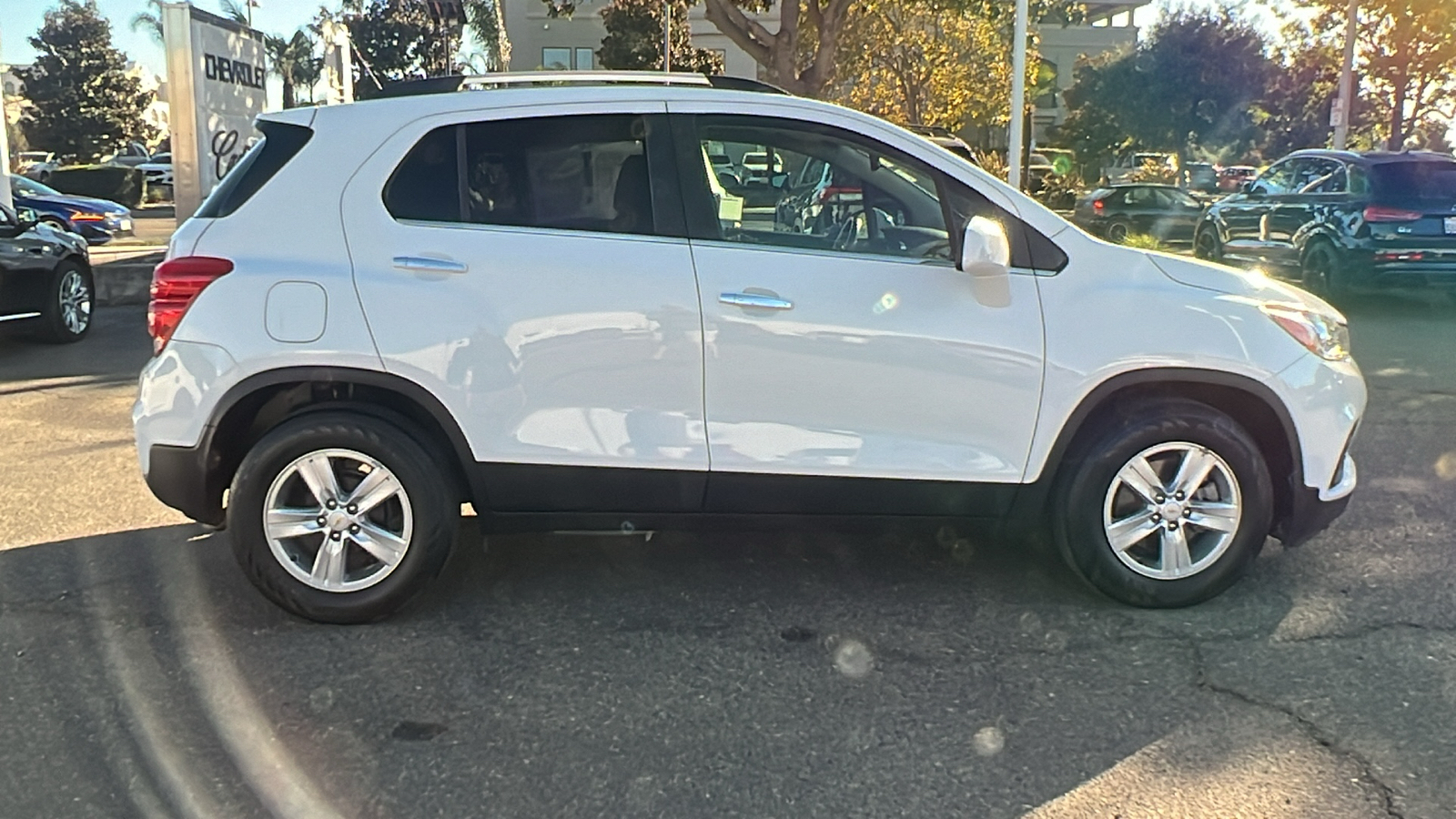 2019 Chevrolet Trax LT 2