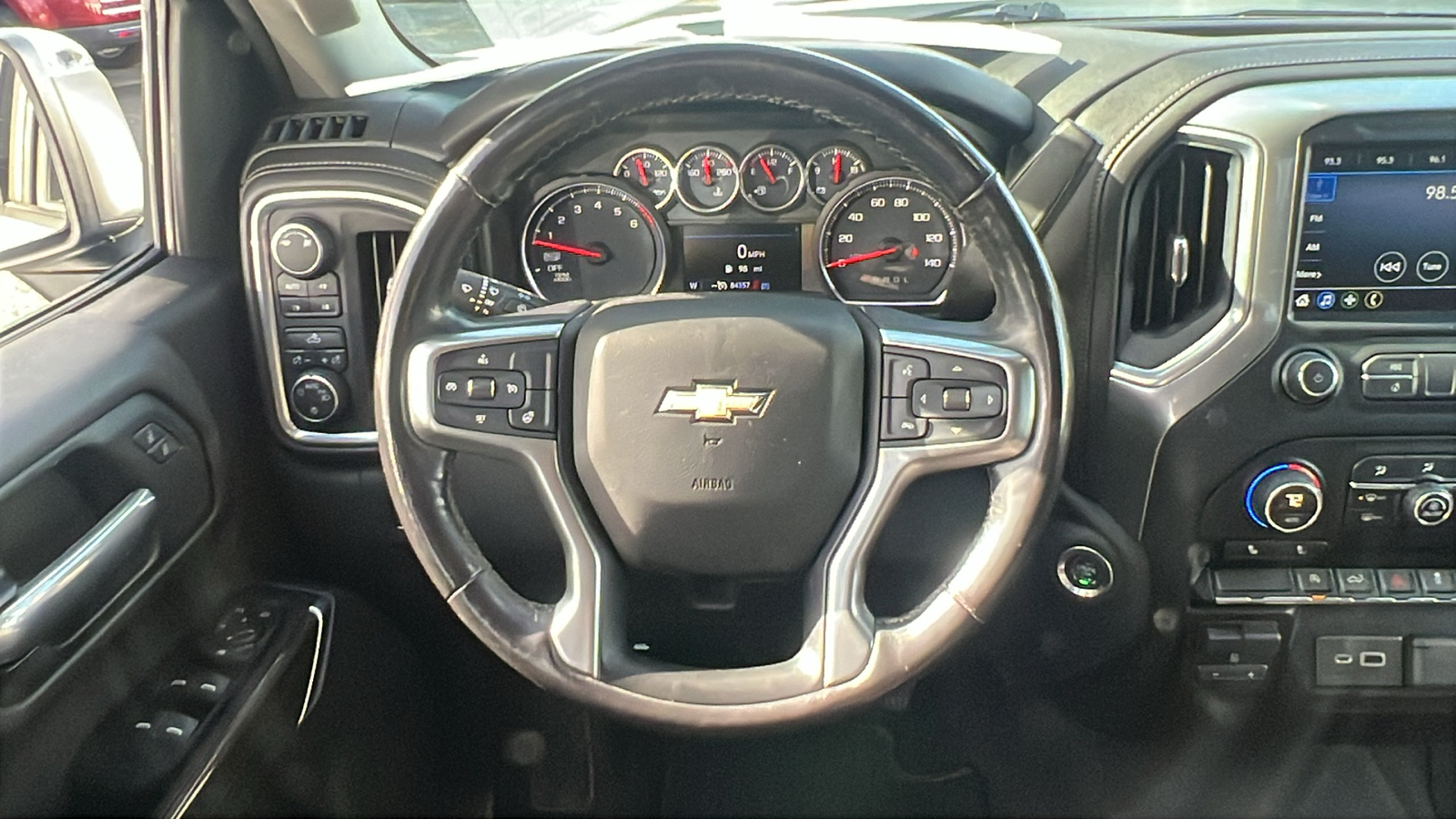 2019 Chevrolet Silverado 1500 LT 23