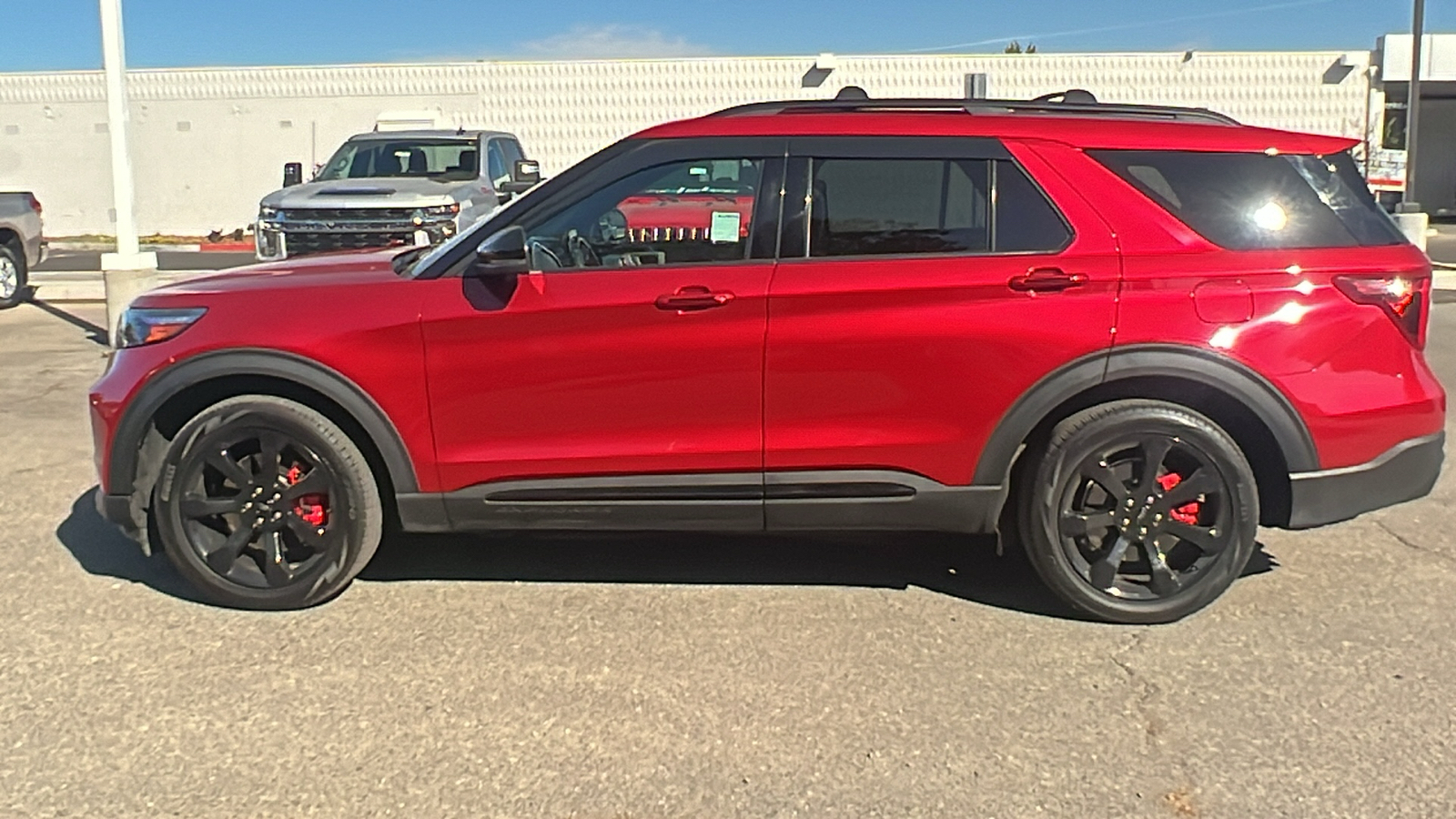 2022 Ford Explorer ST 6