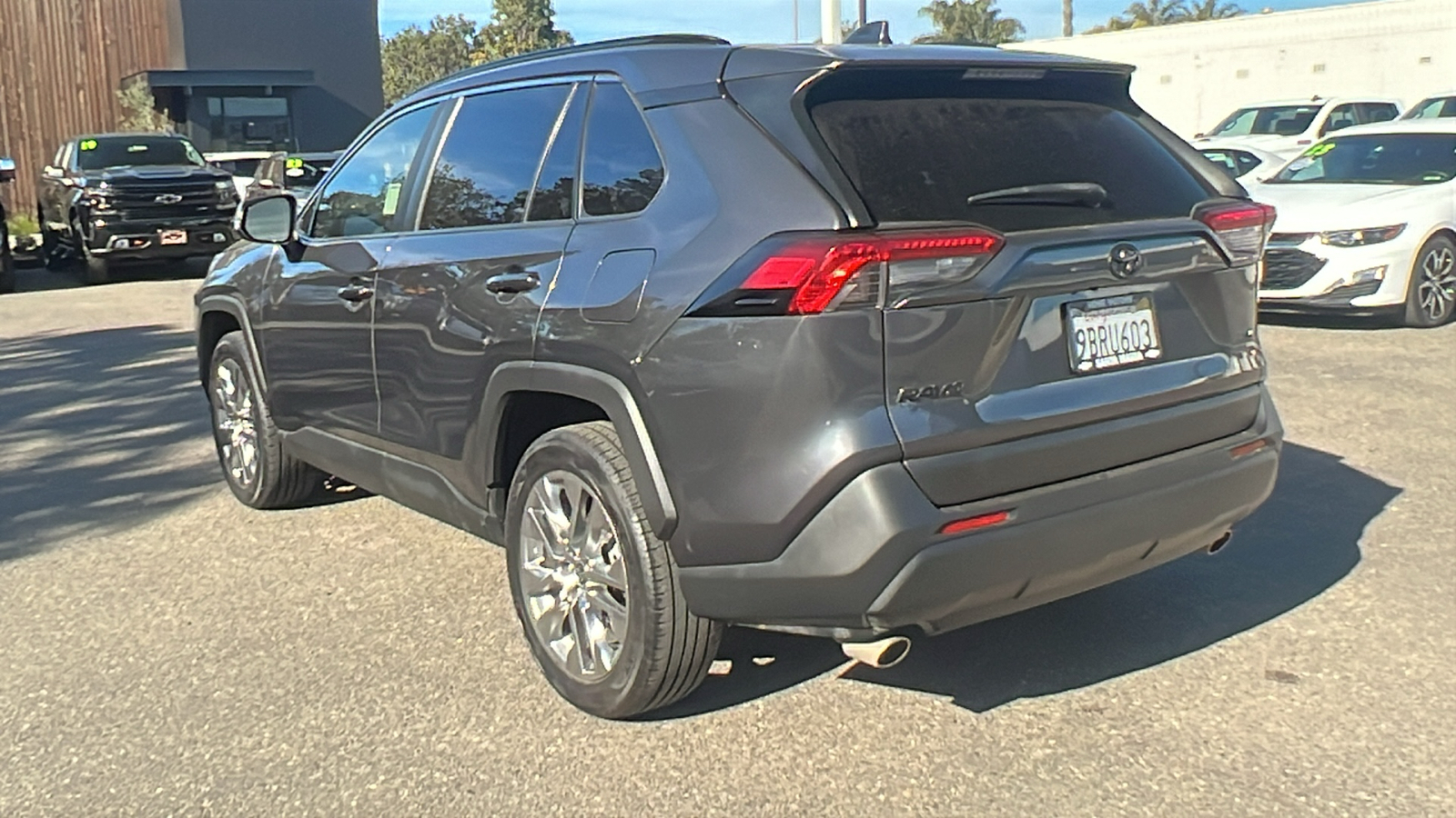 2020 Toyota RAV4 XLE Premium 5