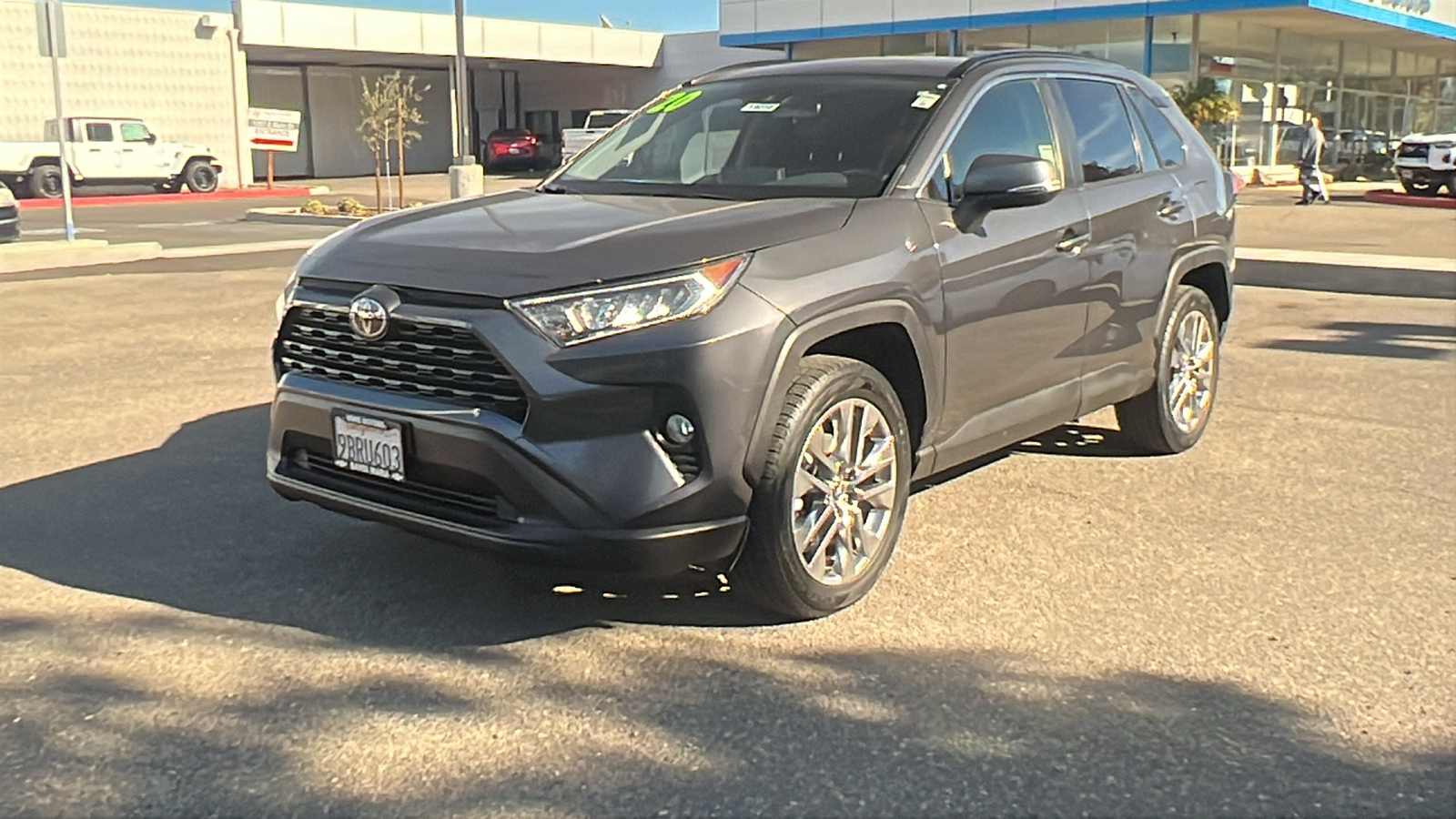 2020 Toyota RAV4 XLE Premium 7