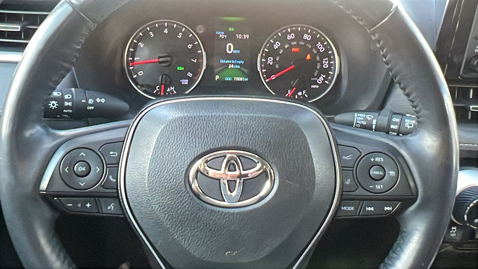 2020 Toyota RAV4 XLE Premium 28