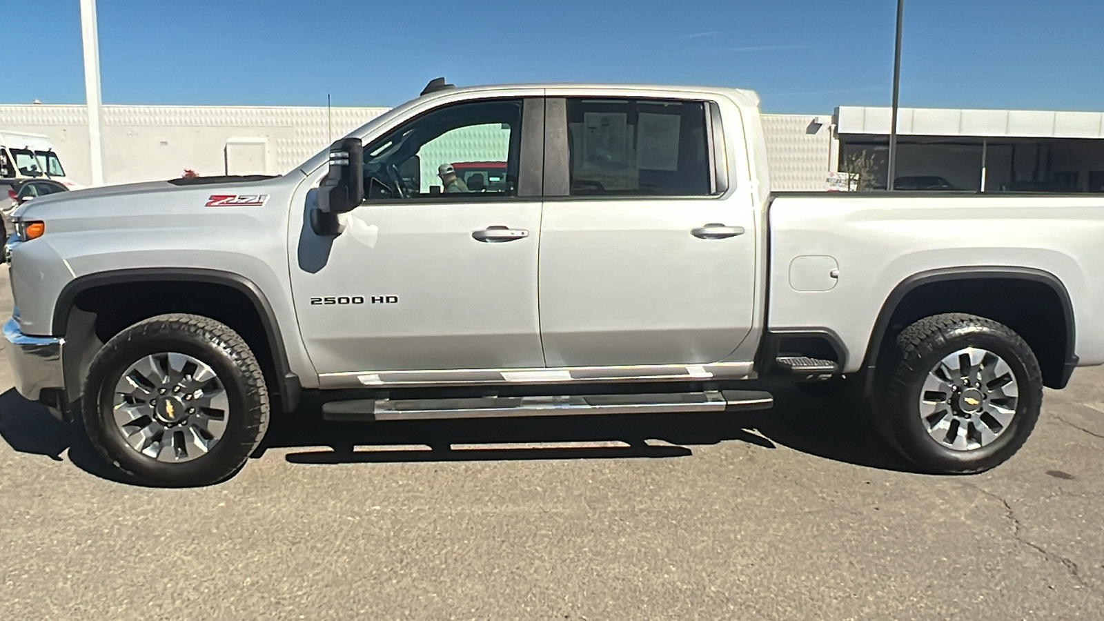 2022 Chevrolet Silverado 2500HD LT 6