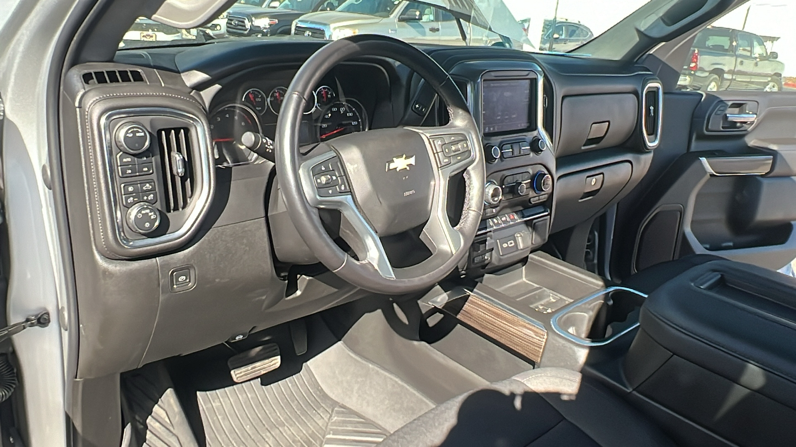 2022 Chevrolet Silverado 2500HD LT 18