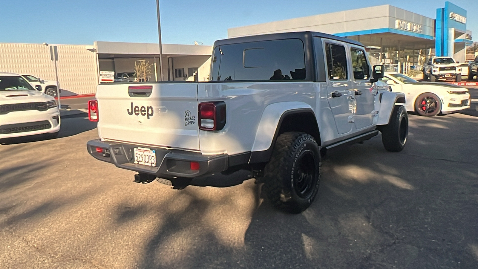 2022 Jeep Gladiator  3