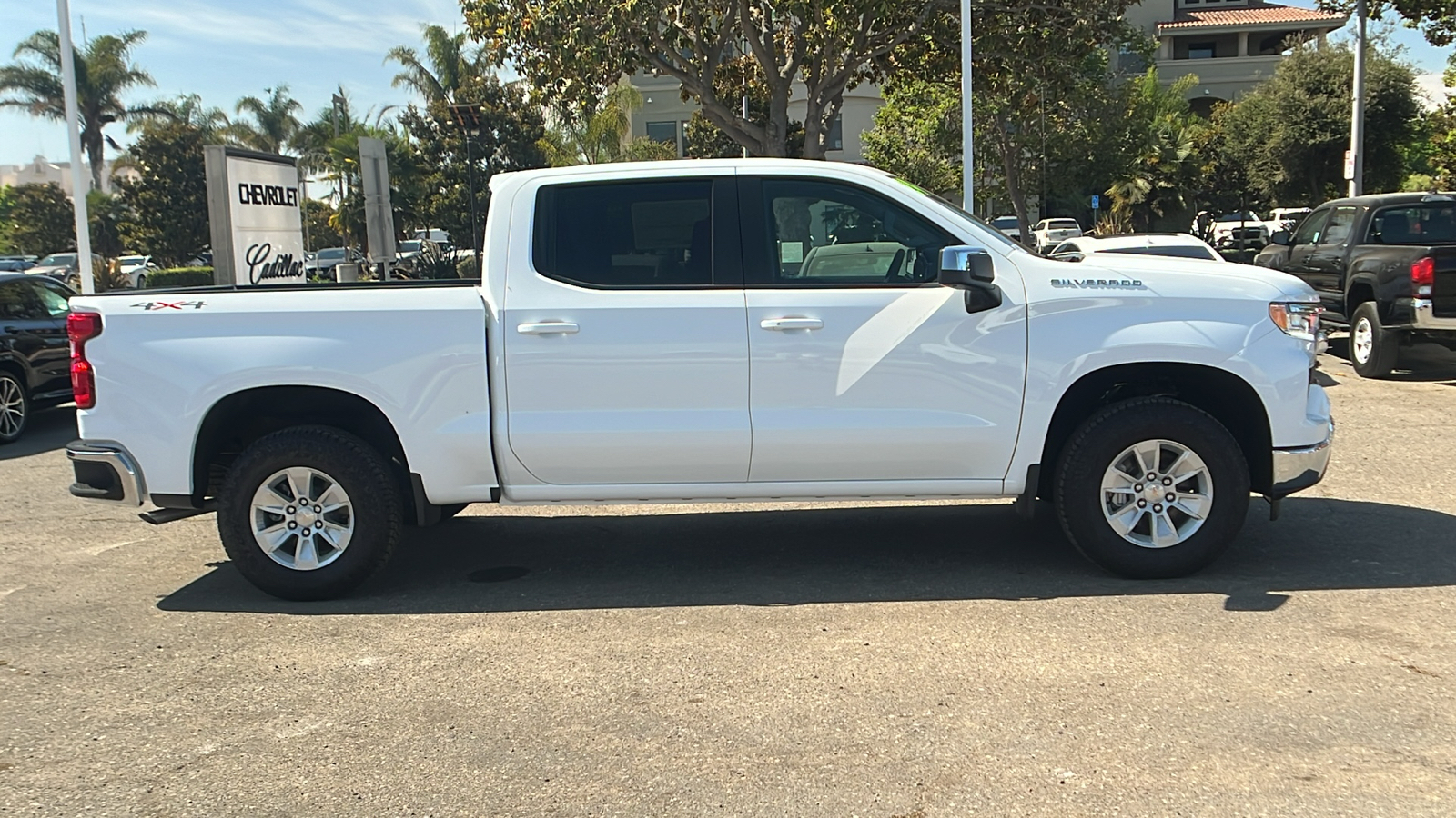 2024 Chevrolet Silverado 1500 LT 2