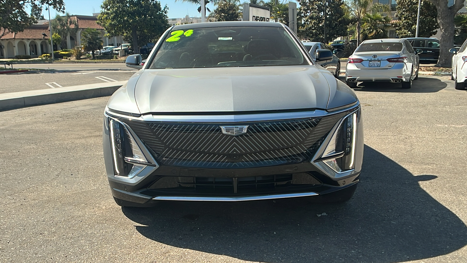 2024 Cadillac LYRIQ Tech 8