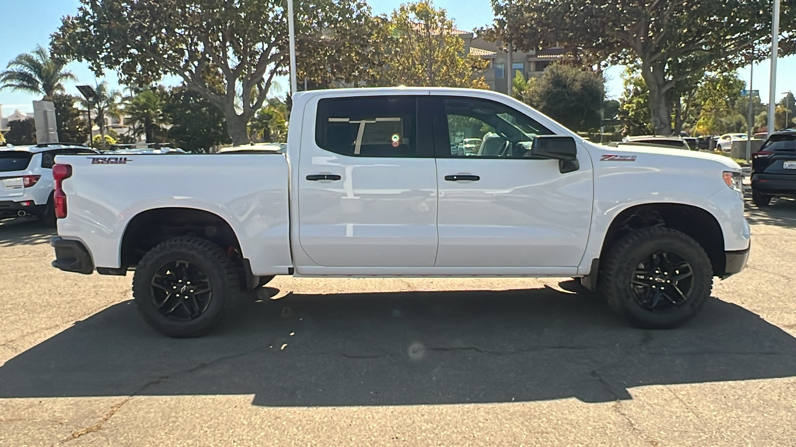 2024 Chevrolet Silverado 1500 LT Trail Boss 2