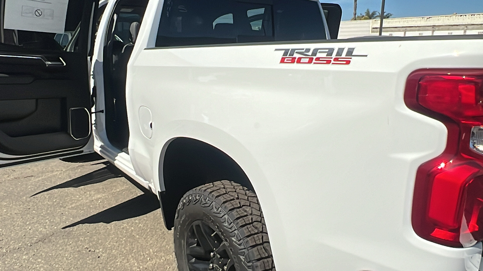 2024 Chevrolet Silverado 1500 LT Trail Boss 15