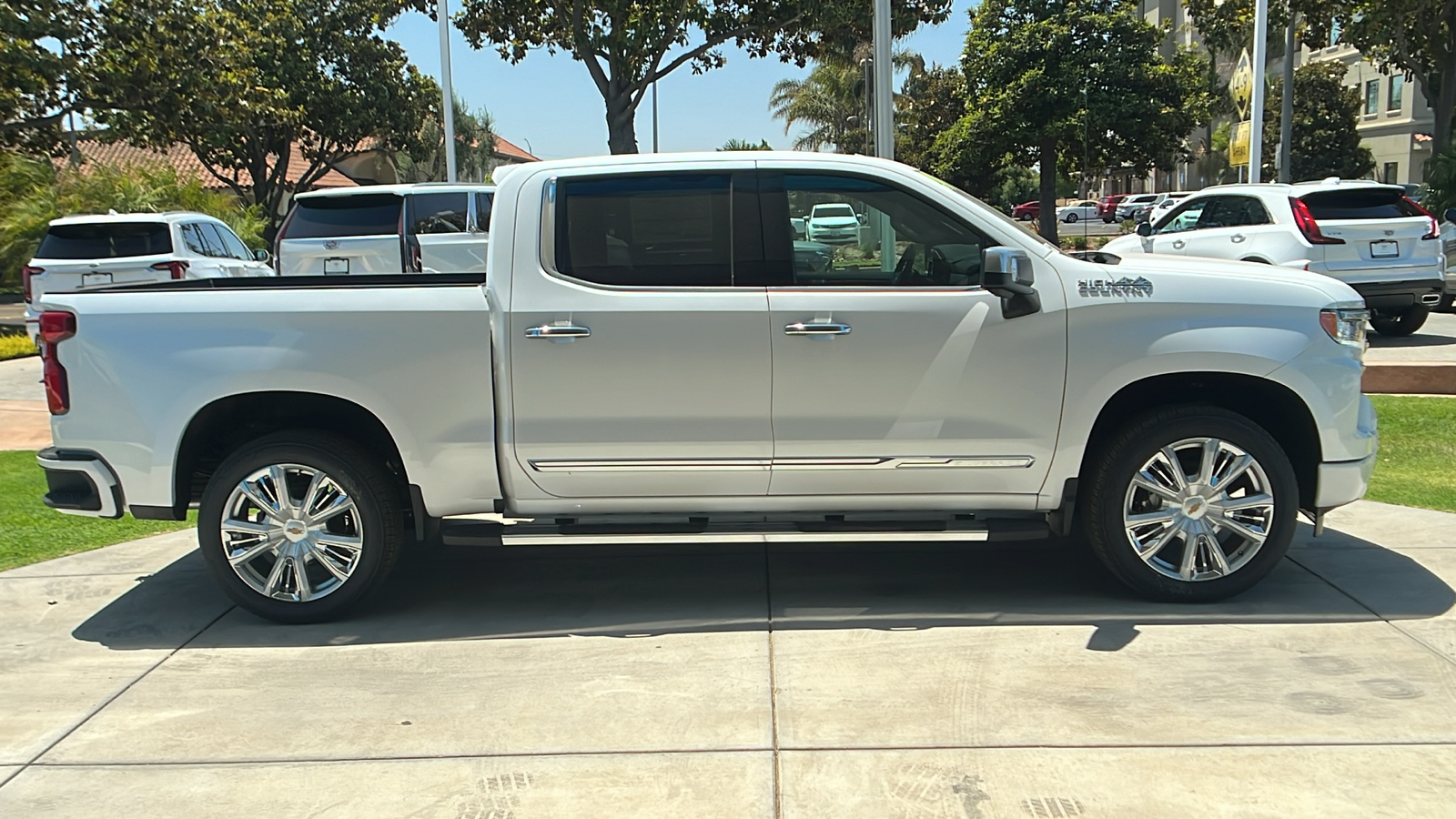 2024 Chevrolet Silverado 1500 High Country 2