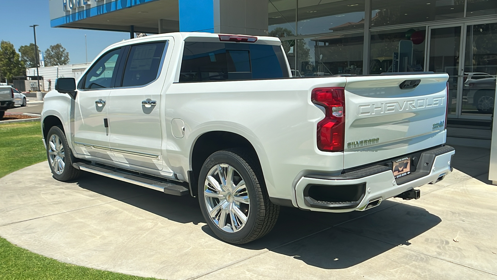 2024 Chevrolet Silverado 1500 High Country 5