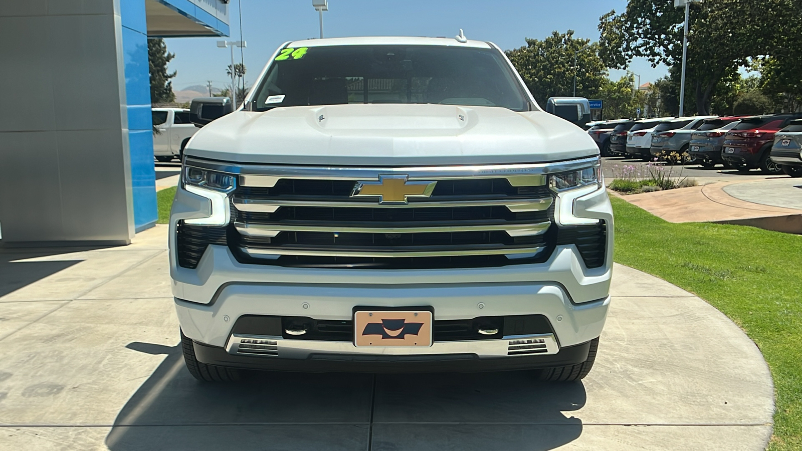 2024 Chevrolet Silverado 1500 High Country 8