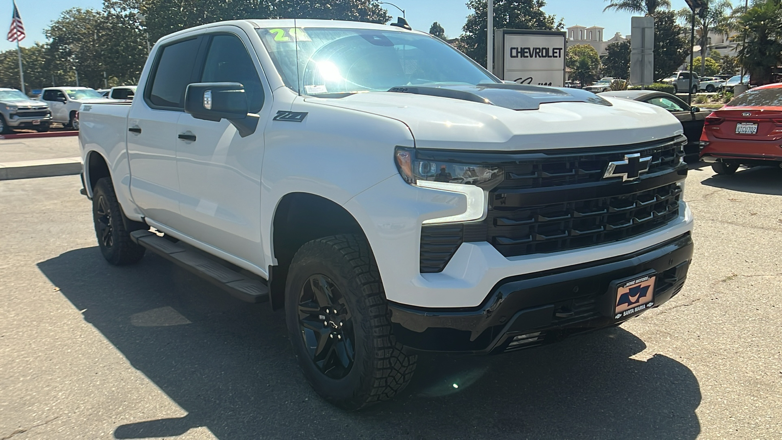 2024 Chevrolet Silverado 1500 LT Trail Boss 1