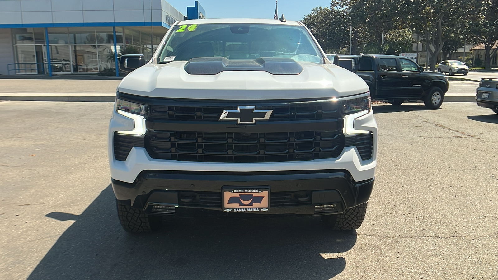 2024 Chevrolet Silverado 1500 LT Trail Boss 8