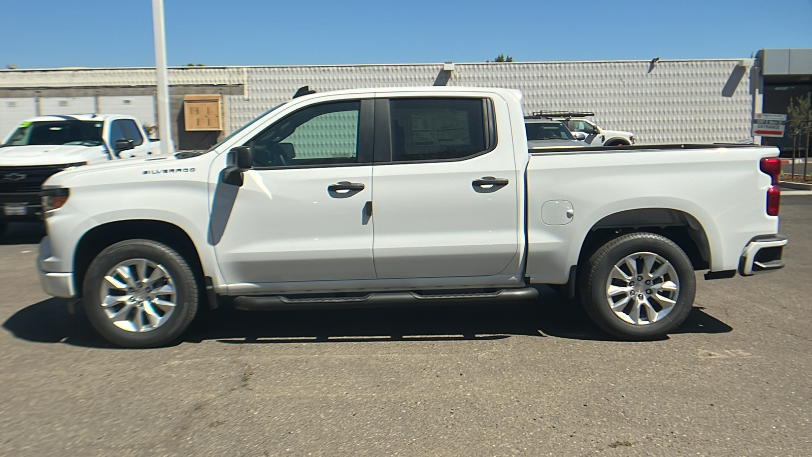 2024 Chevrolet Silverado 1500 Custom 6