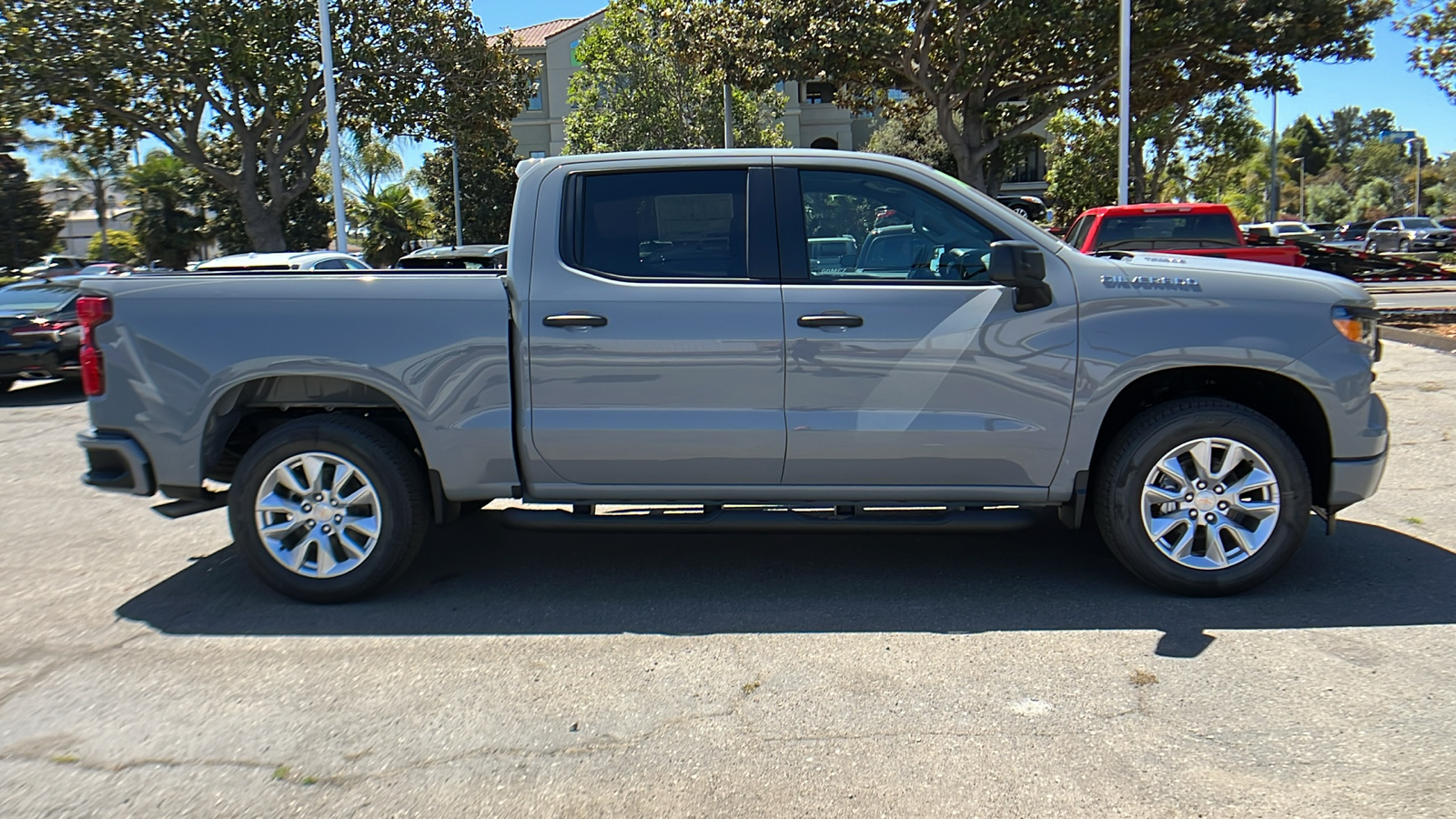 2024 Chevrolet Silverado 1500 Custom 2